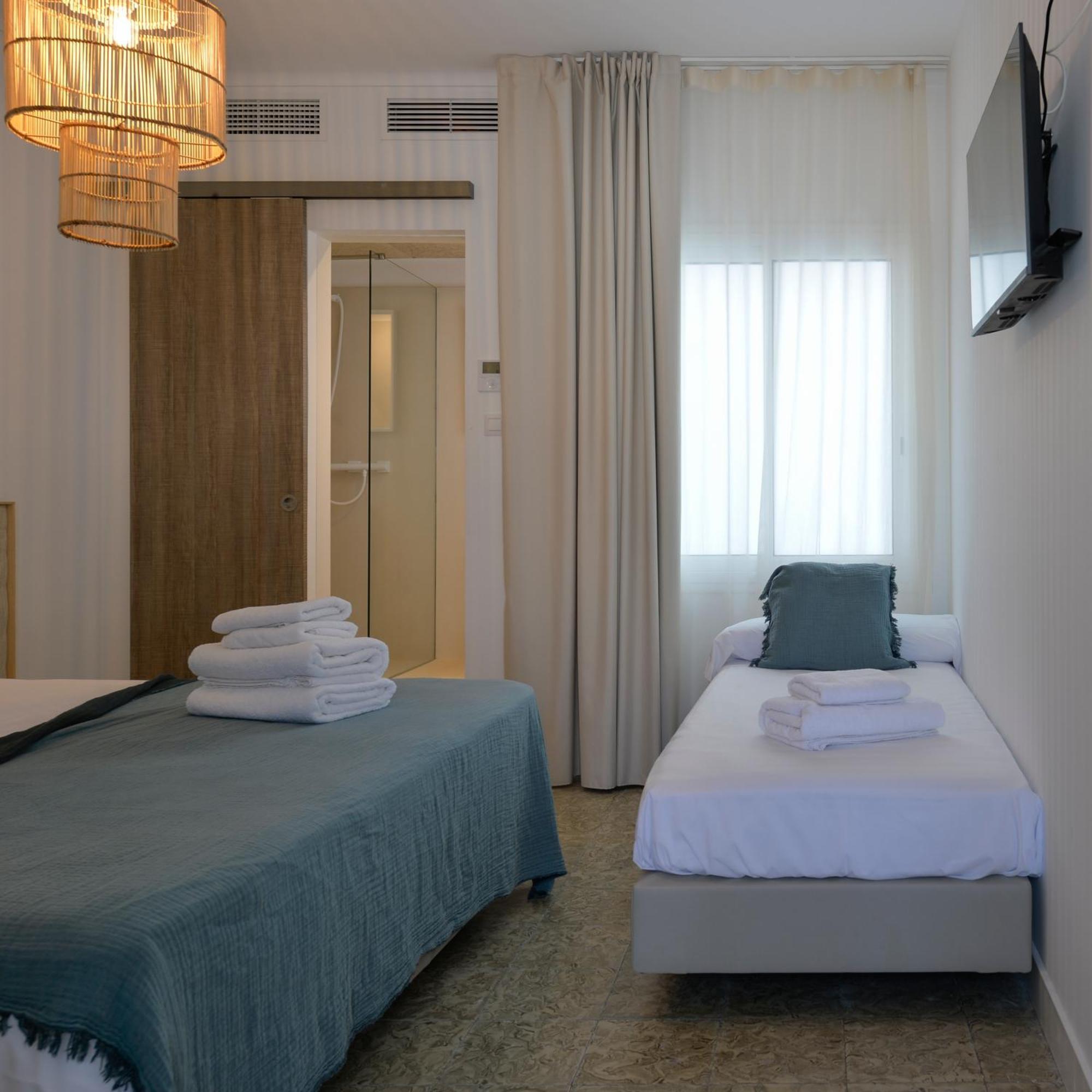 Hostal Boutique Sa Nansa Tossa de Mar Pokoj fotografie